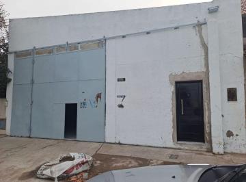 Bodega-Galpón de 1 ambiente, Bahía Blanca · Castelli 2221, Alquila Galpón y Oficina.