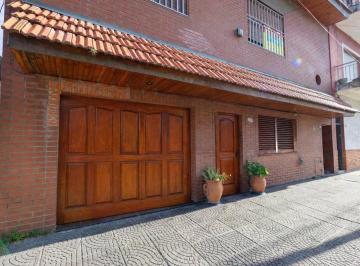 PH · 99m² · 3 Ambientes · 1 Cochera · Venta PH 3 Ambientes con Patio y Cochera Cubierta