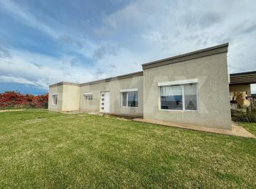 Casa · 186m² · 6 Ambientes · 2 Cocheras · Venta Casa Barrio Privado La Falda