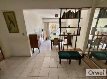 Departamento · 59m² · 3 Ambientes · Venta Amplio 3 Ambientes, Saavedra. 1° Piso por Escalera