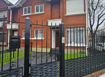 Casa de 4 ambientes, Vicente López · Duplex, Excelente Estado.