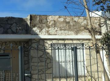Casa · 55m² · 2 Dormitorios · Casa Zona Centrica Apta Credito