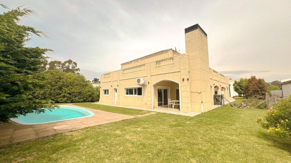 Casa de 5 ambientes en venta barrio Arenas del Sur — Mar del Plata