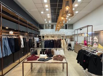 Fondo de comercio de 3 ambientes, Rosario · Amplio Local con Oficina y Depósito en Zona Privilegiada Listo Para Trabajar