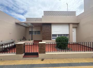Casa · 140m² · 7 Ambientes · Casa en Rufino