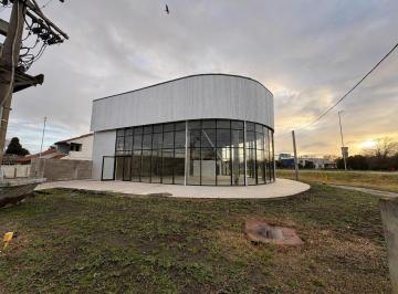 Local comercial · 486m² · Excelente Local Comercial Sobre Av Constitución