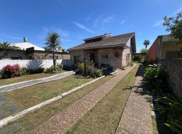 Casa de 4 ambientes, Esteban Echeverría · Venta! Casa y Departamento Sobre un Lote de 600 M²!