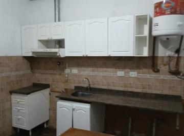 Casa de 6 ambientes, La Matanza · Casa 6 Amb en Venta en San Justo