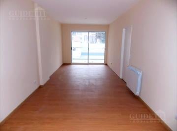 Departamento · 87m² · 4 Ambientes · Semipiso a Estrenar 4 Ambientes 110 m² Balcon Aterrazado - Flores