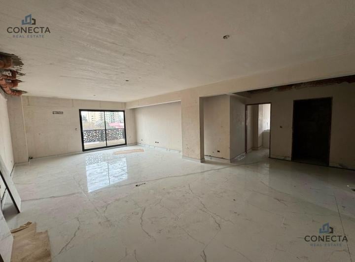 Departamento · 168m² · 4 Ambientes · 1 Cochera