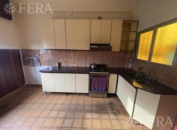PH · 86m² · 4 Ambientes · 1 Cochera · Alquiler PH 4 Ambientes con Cochera y Terraza en Wilde