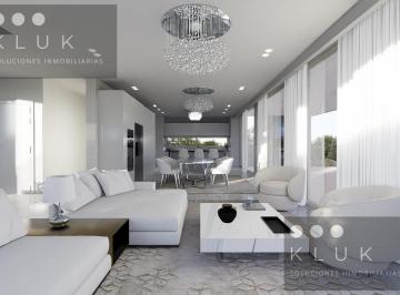 Casa · 450m² · 5 Ambientes · 4 Cocheras · Casa en Saint Thomas Este - Oeste