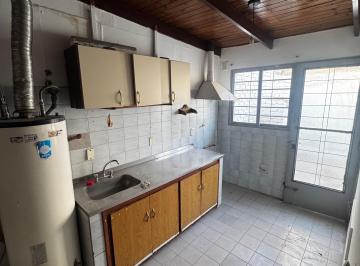 Casa de 3 ambientes, San José · Departamento Interno, Dos Dorm. y Cocina Comedor