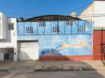 Bodega-Galpón , Córdoba · Alquilo Galpon con Ubicación Estratégica, Bº San Vicente
