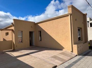 Casa de 3 ambientes, Tandil · Casa en Venta