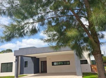 Casa de 4 ambientes, San Vicente · Casa en Venta en Principado. Canning