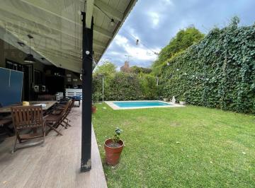 Casa · 260m² · 7 Ambientes · 2 Cocheras · Bº Cerrado *barrancas de San Isidro* 7ambientes