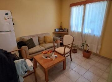 Departamento · 126m² · 3 Ambientes · Dúplex en Venta - 2 Dorm. 2 Baños - 252 m² - Trelew