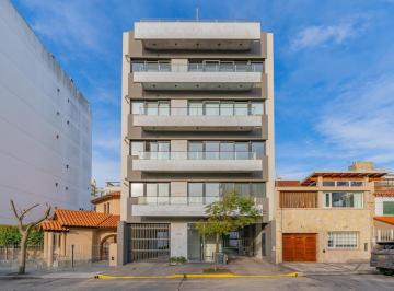 Departamento · 120m² · 4 Ambientes · 1 Cochera · Venta. Piso 4 Ambientes. Güemes
