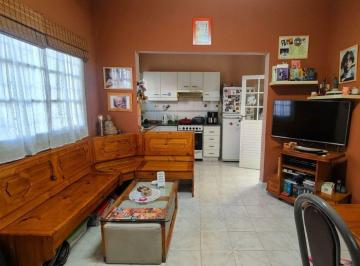 PH · 59m² · 3 Ambientes · 1 Cochera · Venta PH Tipo Duplex 3 Amb con Cochera - Lanus