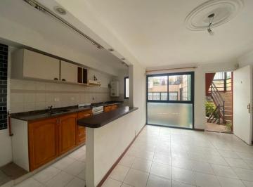Departamento de 3 ambientes, Almirante Brown · Departamento en Excelente Calle Comercial a m de Plaza Brown - Consultanos!