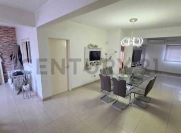 PH · 192m² · 4 Ambientes · 1 Cochera · Venta PH 4 Ambientes con Cochera, Terraza y Parrilla | Lomas del Mirador - Acepta Permuta