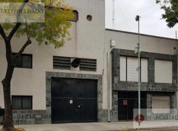Depósito · 1450m² · Galpón - Depósito 1.450 m² C/ Oficinas, Doble Acceso y Red de Incendio – Pompeya - Alquiler