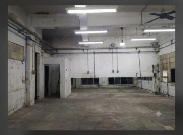 Depósito de 2 ambientes, Vicente López · Galpón - Multiespacio 120 m² Cub en Una Planta a 2 Cuadras Ugarte y Villate