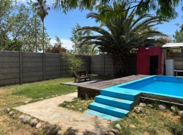Quinta vacacional de 1 ambiente, Ciudad de Mendoza · Hermoso Lugar con Mucha Tranquilidad Para Disfrutar en Familia o con Amigos.