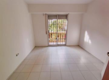 Departamento de 3 ambientes, Córdoba · Alquiler Departamento 1 Dormitorio con 2 Balcones Nueva Córdoba