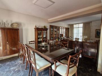 Casa de 7 ambientes, Ciudad de Mendoza · Venta de Casa en Calle Huarpes, Sexta Sección, Mendoza.