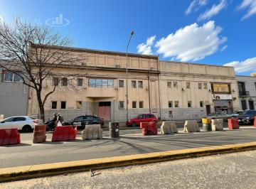 Bodega-Galpón · 6000m² · Galpón en Barracas