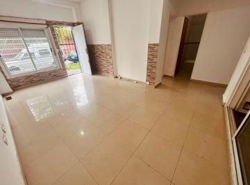 PH · 46m² · 2 Ambientes · PH 2 Ambientes Al Frente Sin Expensas Patio Pb