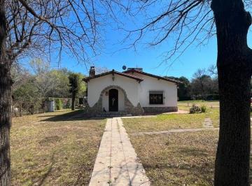 Casa de 4 ambientes, Valle Hermoso · Casa en Venta en Valle Hermoso