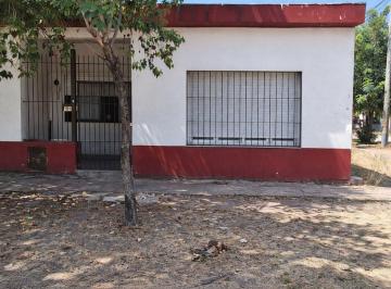 Casa · 65m² · 3 Ambientes · 1 Cochera · Venta Casa 3 Ambientes en Merlo Jardin Cochera