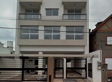 Departamento · 47m² · 2 Ambientes · 1 Cochera · Alquiler Departamento - Berazategui