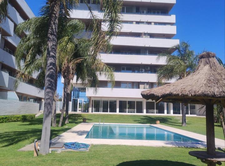 Departamento · 76m² · 4 Ambientes