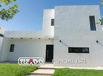 Casa · 159m² · 4 Ambientes · Casa en Venta en Santa Lucia, Pilar del Este, Pilar