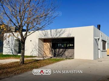 Casa · 131m² · 4 Ambientes · 1 Cochera · Casa en Venta en San Sebastian - Area 1, San Sebastian, Escobar