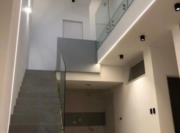 PH · 64m² · 4 Ambientes · Espectacular PH de Diseño y Categoría Premium