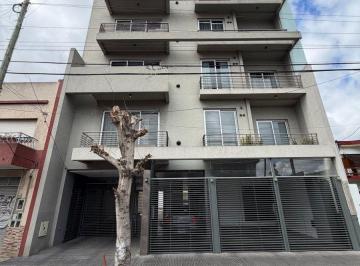 Departamento de 2 ambientes, La Matanza · Departamento 2 Amb con Balcon - Al Frente - Cocheras Opcionales
