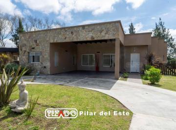 Casa · 117m² · 3 Ambientes · 2 Cocheras · Casa en Venta en San Eduardo Pilar del Este 2 Dorm.