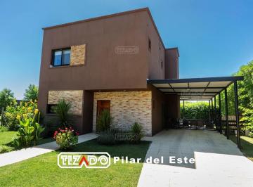 Casa · 153m² · 4 Ambientes · 1 Cochera · Casa en Venta en San Alfonso, Pilar del Este, Pilar