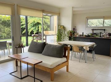 Casa · 120m² · 4 Ambientes · 1 Cochera · Casa en Venta en San Alfonso, Pilar del Este, Pilar