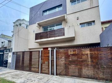 PH · 90m² · 3 Ambientes · 1 Cochera · ¡Ph Al Frente, Super Luminoso, en Olivos!