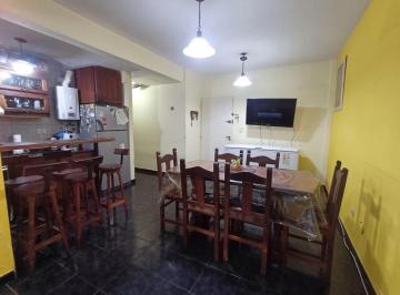 Departamento · 49m² · 3 Ambientes · Venta Departamento de 3 Ambientes con Espacio Guarda Coches