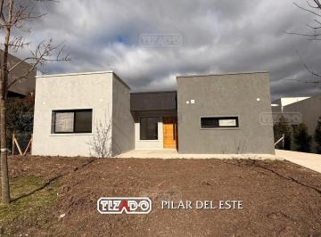 Casa · 107m² · 4 Ambientes · 1 Cochera · Casa en Venta en San Ramon – Pilar del Este | 3 Dorm. y Jardín