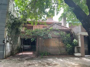 Casa · 165m² · 3 Ambientes · 1 Cochera · Casa en La Plata