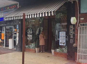 Local comercial , Avellaneda · Local de 78 m² en Alquiler en Wilde