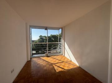 Departamento · 40m² · 3 Ambientes · Alquiler Pichincha Brown 1618 1 Dormitorio Frente con Balcon